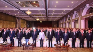 AK Parti İzmir İl Başkanı Saygılı'dan Cemil Tugay'a sert tepki: "Kemeraltı esnafına yönelik kullandığı ifadeler, kabul edilemez"