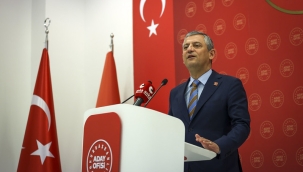CHP Lideri Özgür Özel: "19 Mayıs'ın Işığı, 19 Mart'ın Karanlığını Yenecek; Gençlerin Umudu Kazanacak, Türkiye Kazanacak"