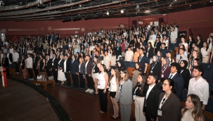 Geleceğin Diş Hekimleri İzmir'de Buluştu