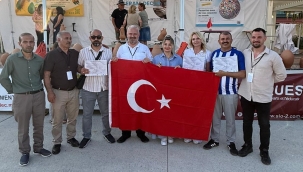 Menemen çömlekçiliği Fransa'da tarih yazdı