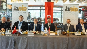 "İzmir'in Geleceğini Gençlerle Birlikte Şekillendiriyoruz" 