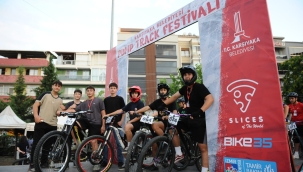Karşıyaka Belediyesi'nden Türkiye'de bir ilk: Heyecan dolu pump track gece yarışı! 