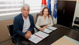 Karşıyaka'da Toplu İş Sözleşmesi'ne imzalar atıldı 