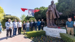 Nazım Hikmet Karşıyaka'da şiirleriyle anıldı