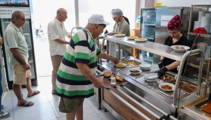 Buca'da 70 TL'ye dayanışma sofrası 