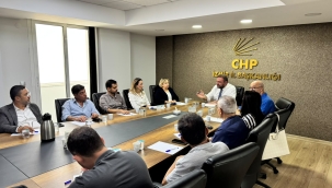 CHP İzmir'de Yönetim İlk Toplantısını Yaptı 