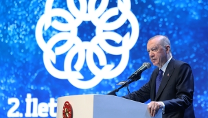 “Dezenformasyonun her çeşidiyle mücadeleyi millî güvenlik meselesi olarak görüyoruz” 