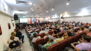 Karşıyaka'da kentsel dönüşüm zirvesi: Uzmanlar vatandaşlarla buluştu 